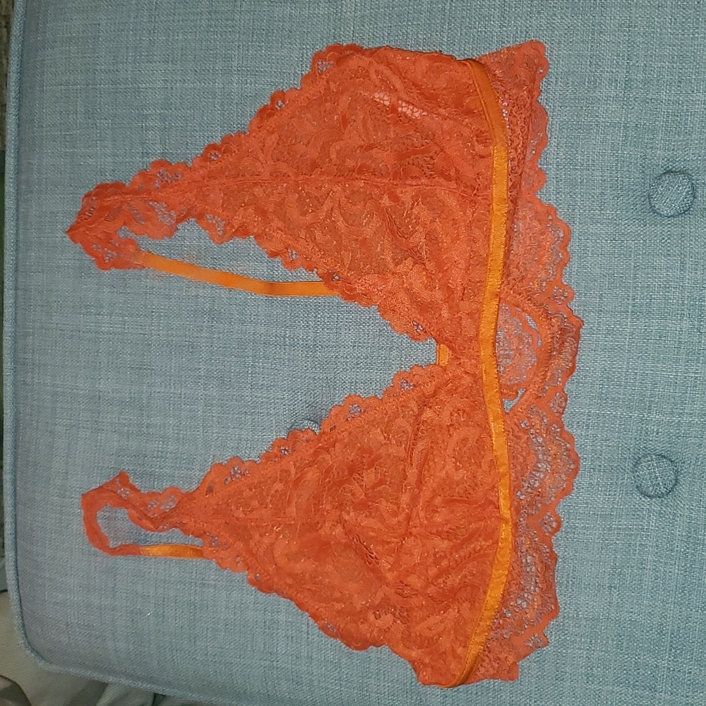 New BootayBag Bralette Size large